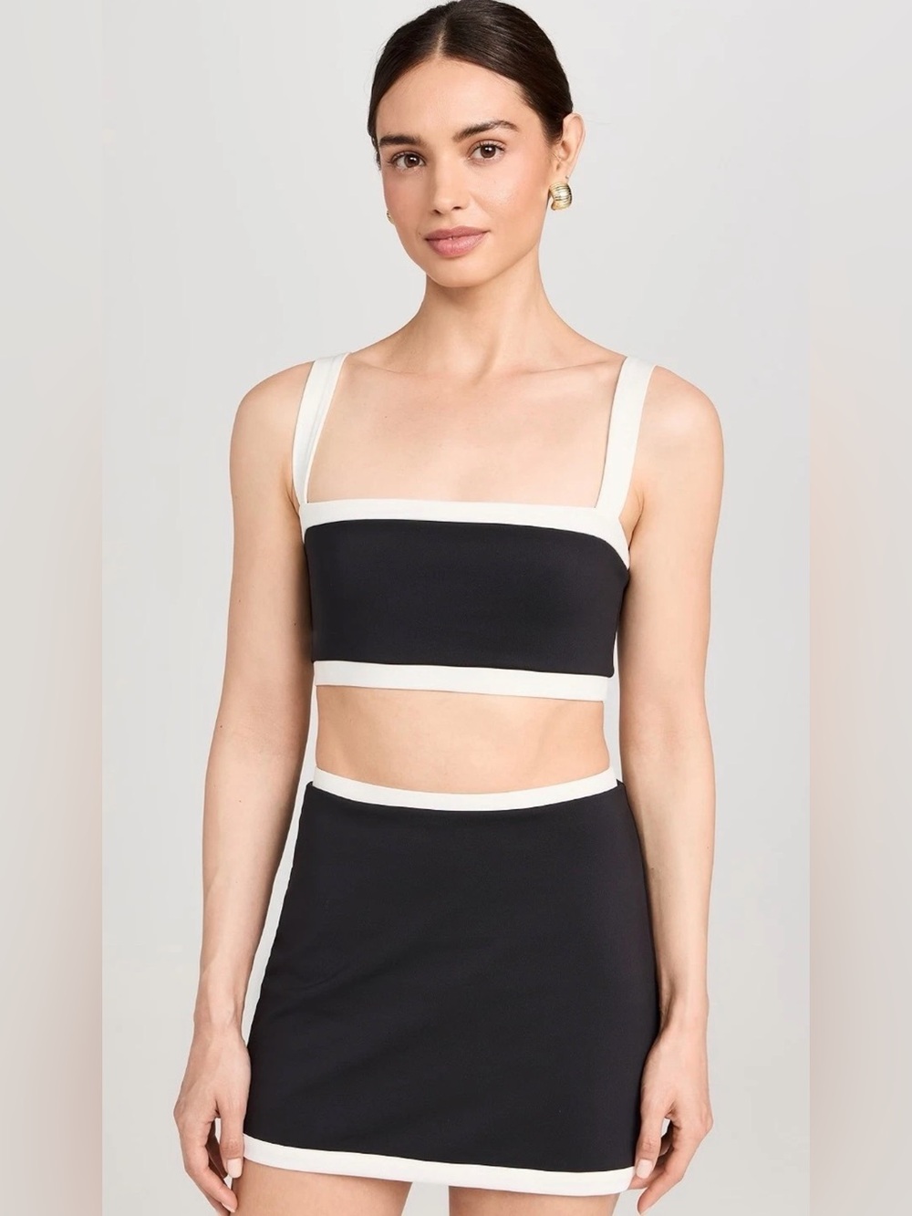 Reformation Active Adelina Ecomove Top Black Cream Contrast Trim M Colorblock